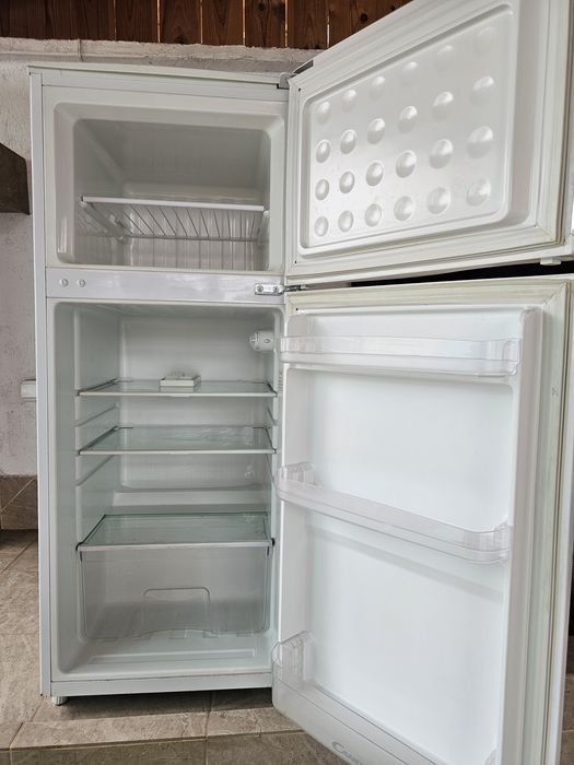 Хладилник Candy CFD 2050