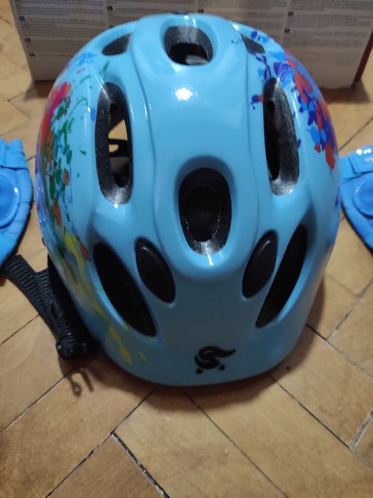 Set Casca copii marime M si protectie cot si genunchi NFun