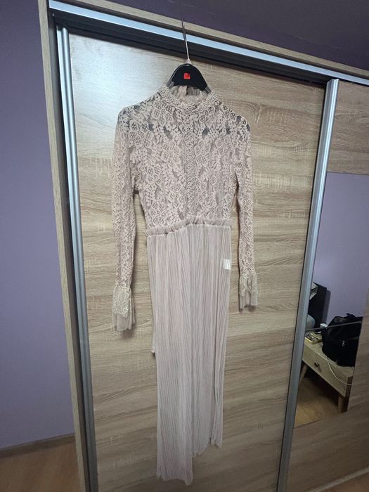 Рокля дантела официална