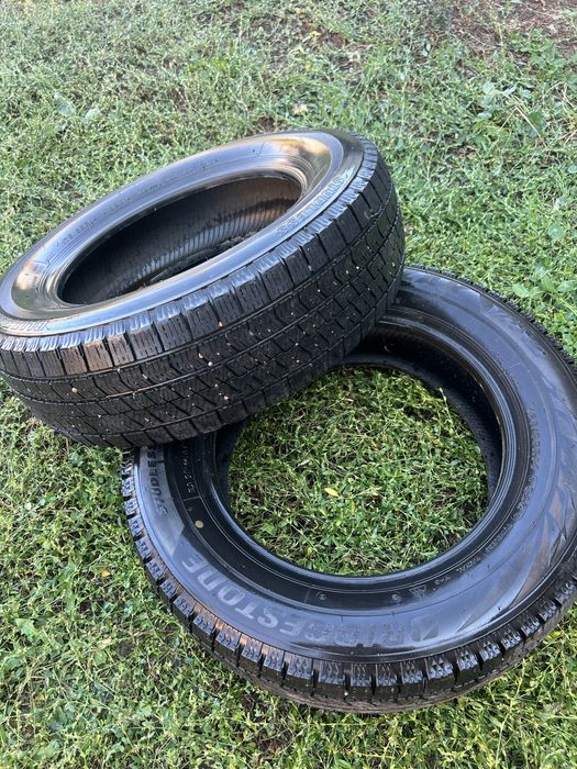 Пара зимних шин 175/65/14