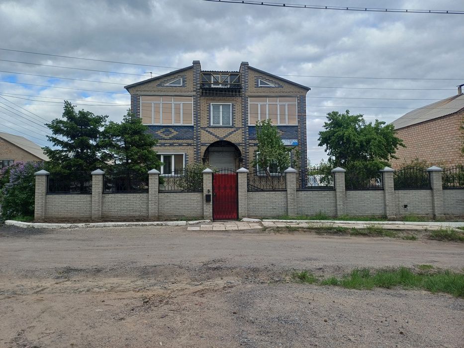 Продам дом в Пришахтинске