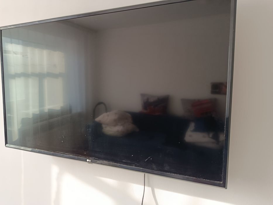 Продам телевизор