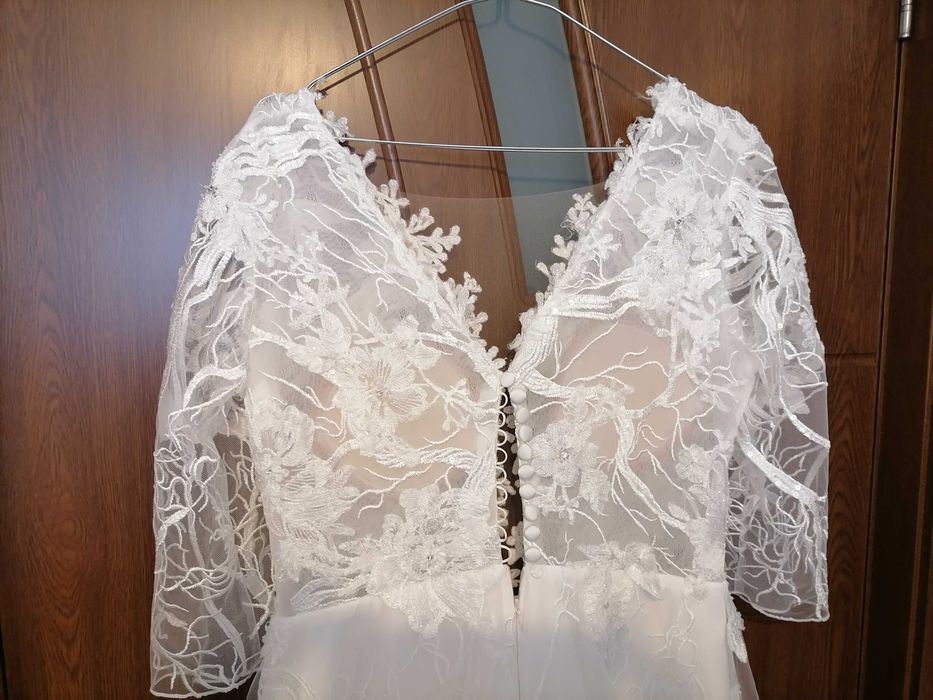 Vand rochie de mireasa