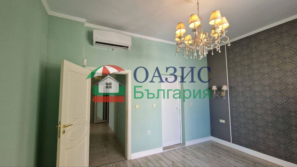Къща с парцел и басейн, Чолакова Чешма, 212м.кв., цена 349000 евро