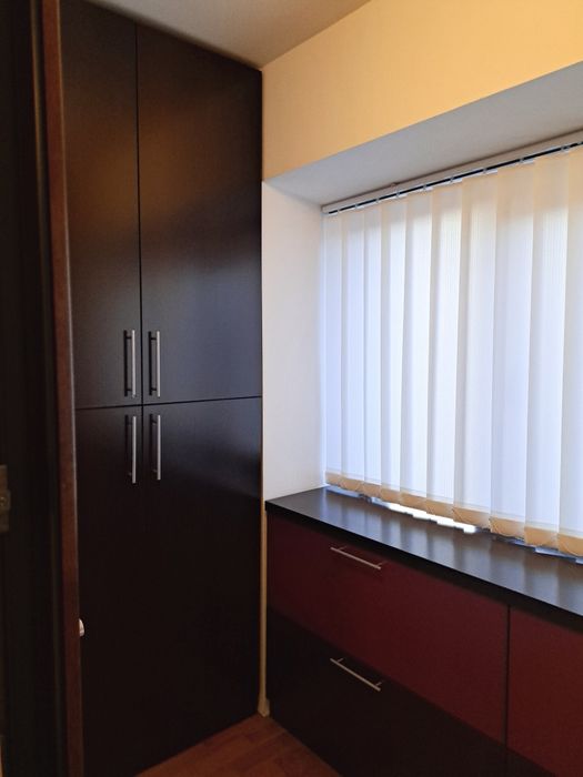 Inchiriez apartament 3 camere