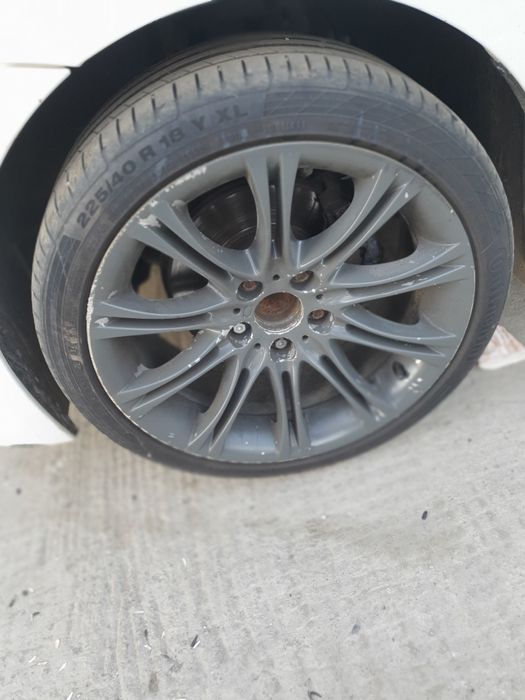 Jante Bmw style 135 .