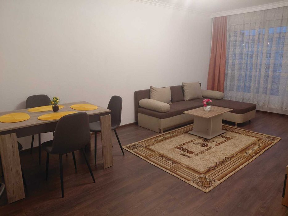 Дава се под наем Двустаен апартамент в София, Надежда 1 - 68 кв.м за 546.21 € - Снимка #1