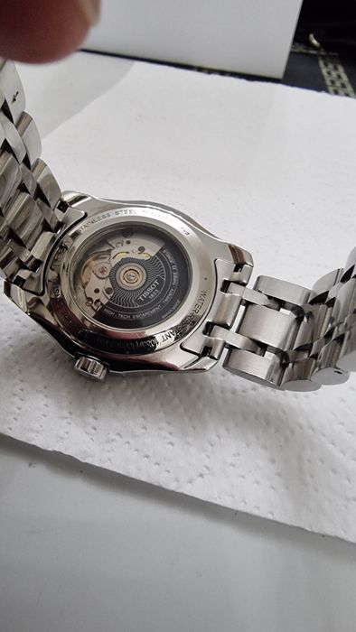 Продам швейцарские часы