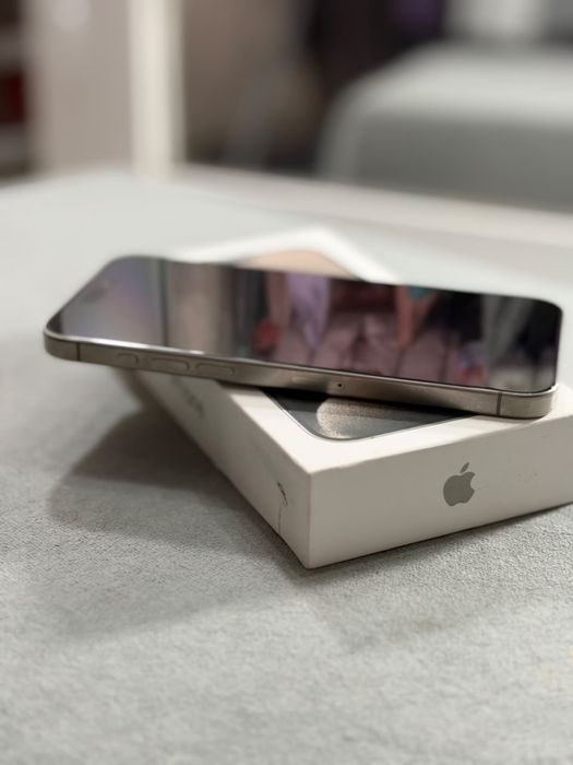 Iphone 15 pro max 256g