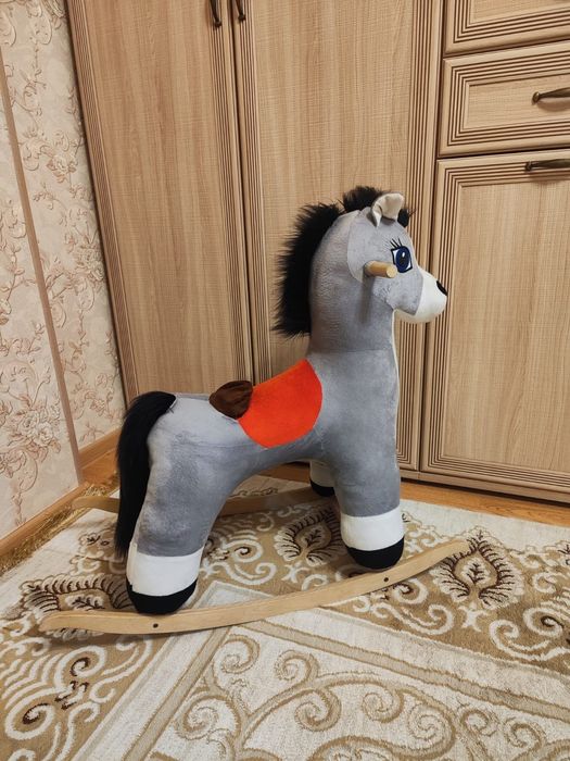 Качалка лошадка детская