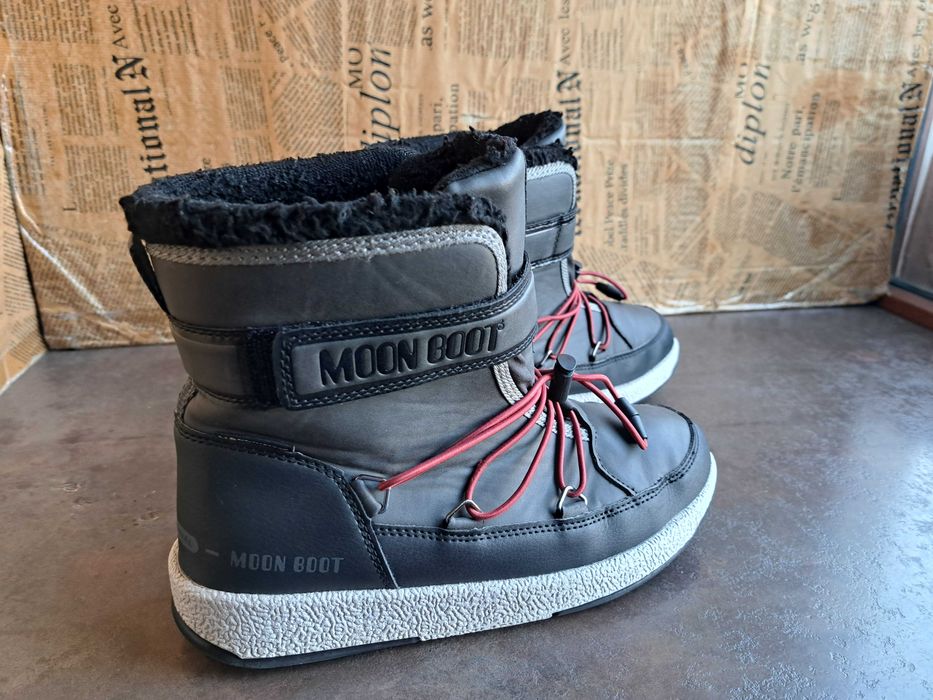 дамски ботуши,зимни обувки,боти,апрески,Moon Boot номер37