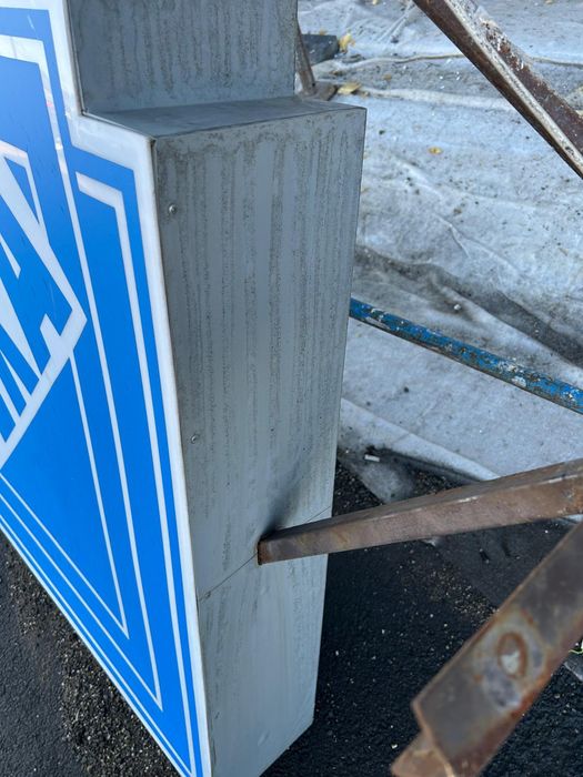 Vand reclama luminoasa