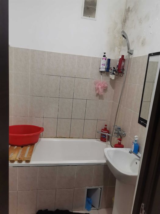 Tez va arzon 3 xonali uy sotuvda  6 mik. OASIS MARKET oldida