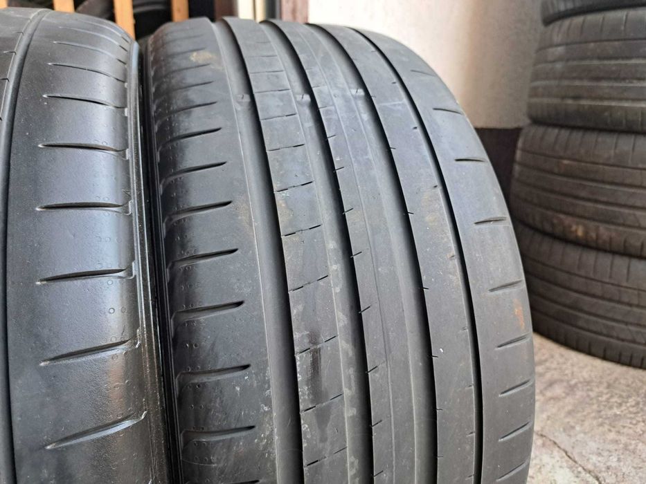 * 2 anvelope 255/35 R21 Yokohama