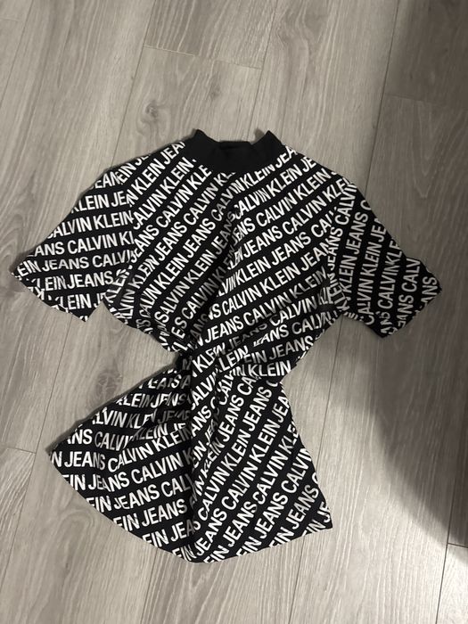 Tricou dama CK  pe gat