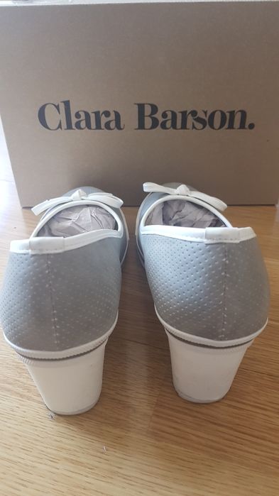 Pantofi platforma noi din piele ecologica