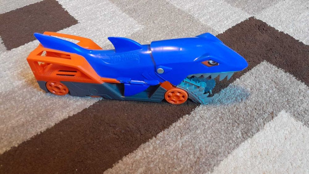 Jucarii in stare buna