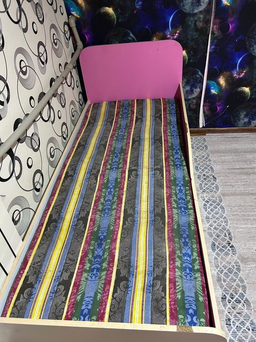 В продаже!  Два розывых диван.Супер цена