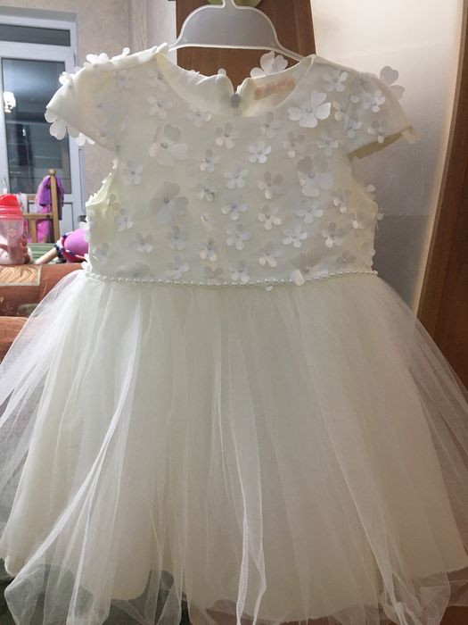 Продам нарядное платье