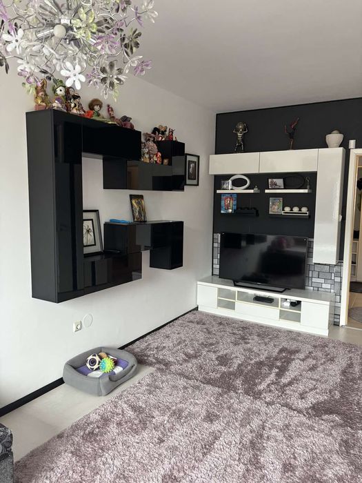 Дава се под наем Тристаен апартамент в Шумен, Дивизионна болница - 100 кв.м за 510 € - Снимка #2