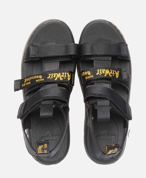 сандали Dr. Martens