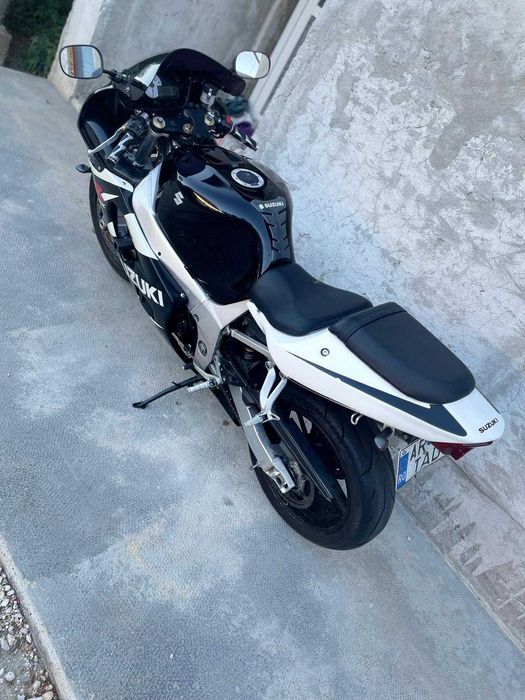 Suzuki GSX-R K3 600