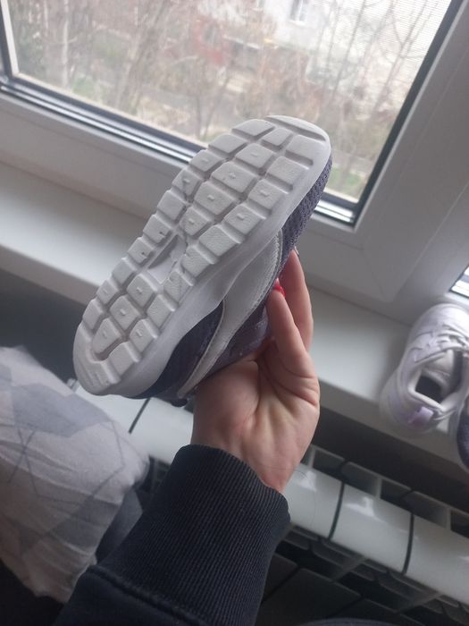 2 perechi de adidași