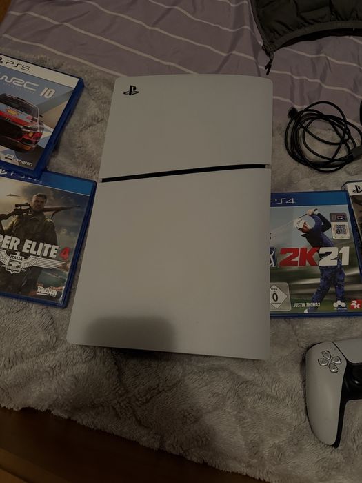 PlayStaton 5 slim, disk