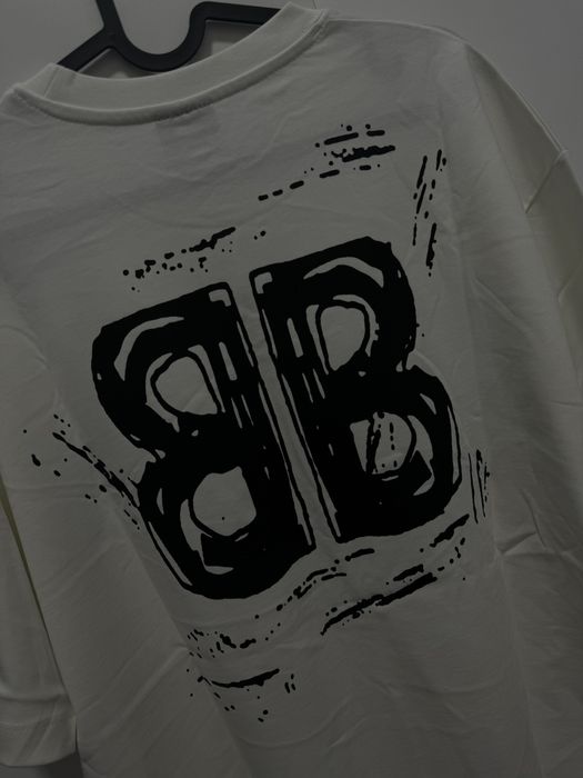 Tricou Balenciaga