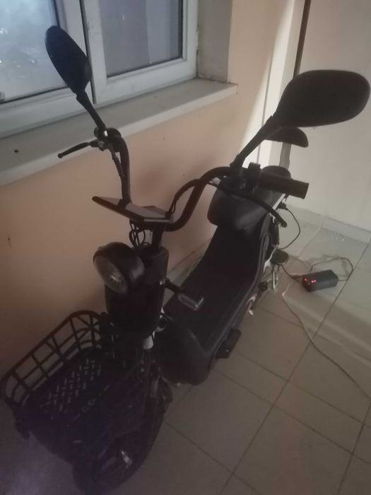 Ветро электроскутер