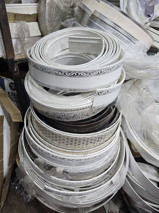 Карниз багетный для шторы