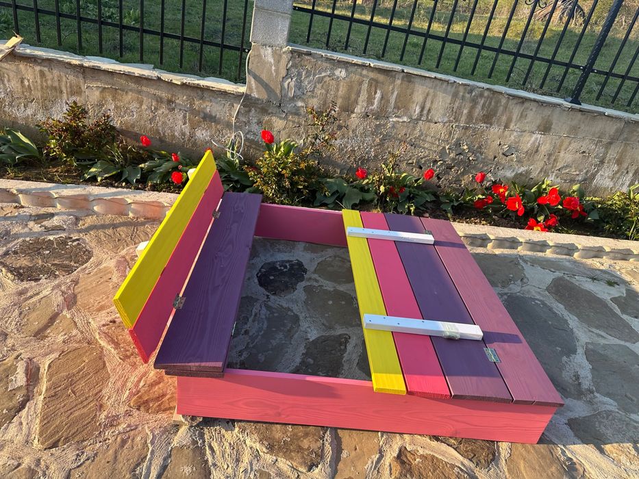 Детски пясъчник с пейки и капак(доп.сенник) -опция за гравиране