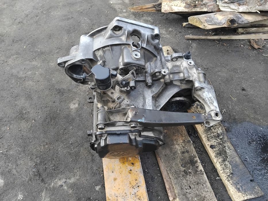 Продам коробку Volkswagen passat b3