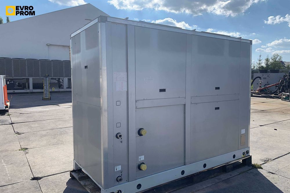 Chiller răcit cu aer CLIMAVENETA NECS-C/HT 0302 – 80 kW | chiller 65 kw pret | Modul hidraulic | Outlet