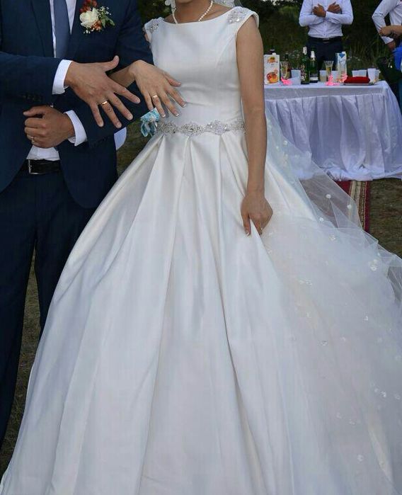 Продам свадебное платье