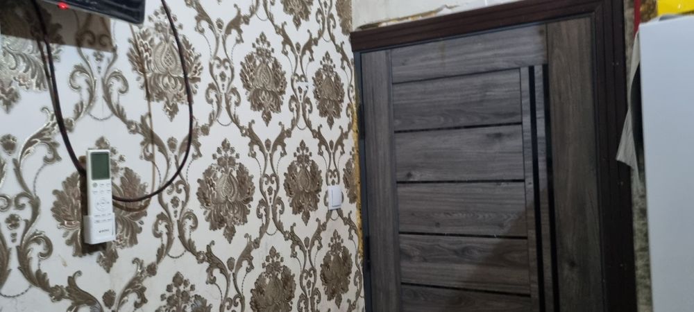 Продам 4 комнатную квартиру срочно