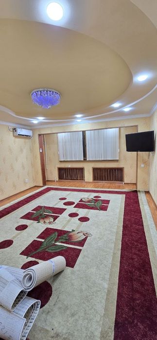 Чиланзар -11 кв 2/3/9.65м2 Срочно Продам квартиру срочно