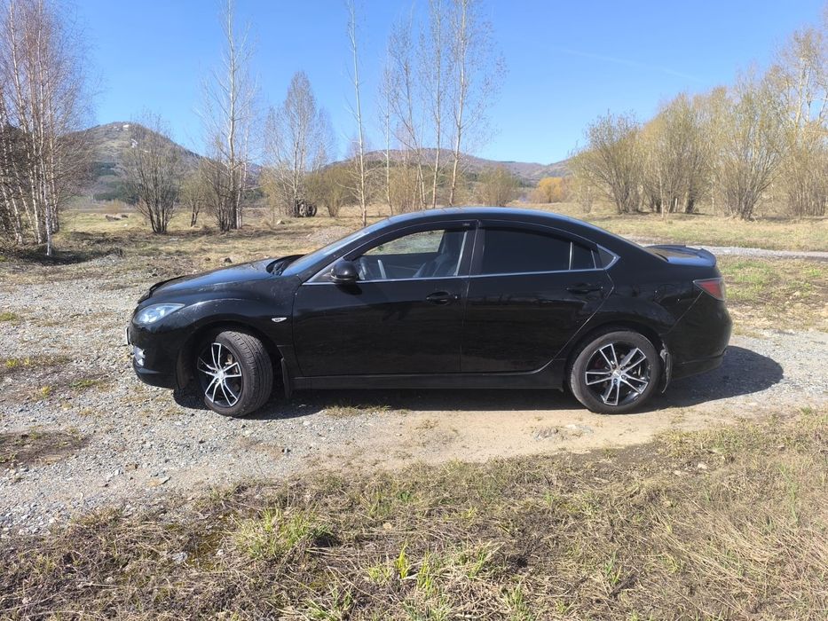 Продам машину мазда 6