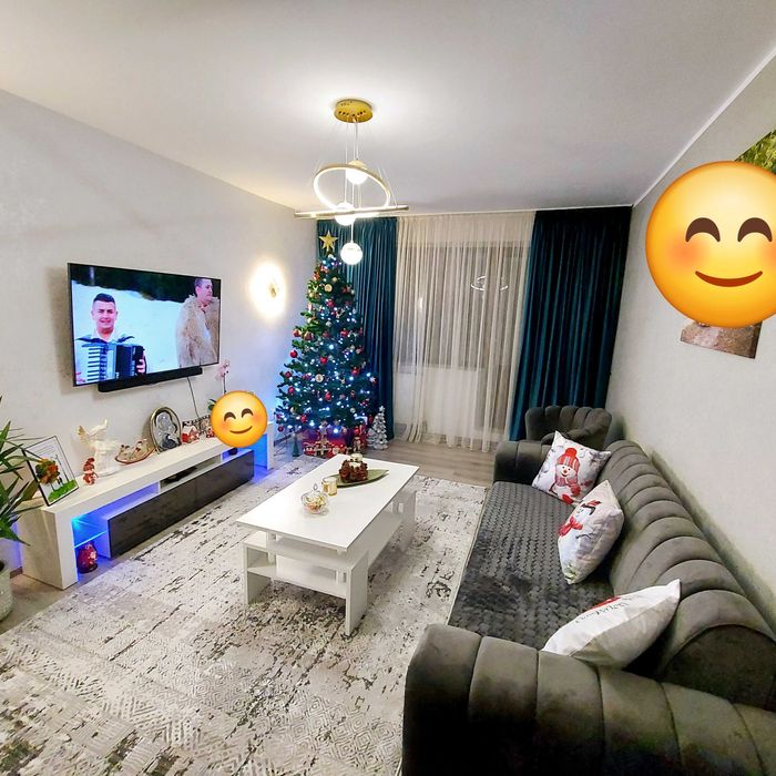 Vând apartament 3 camere decomandat