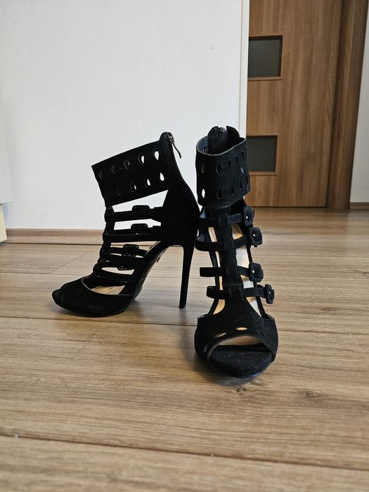 Sandale Nissa din piele măsura 37