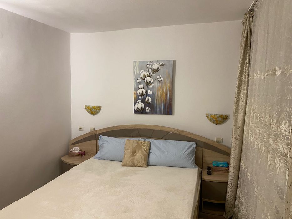 Apartament Semidecomandat RegimHotelier