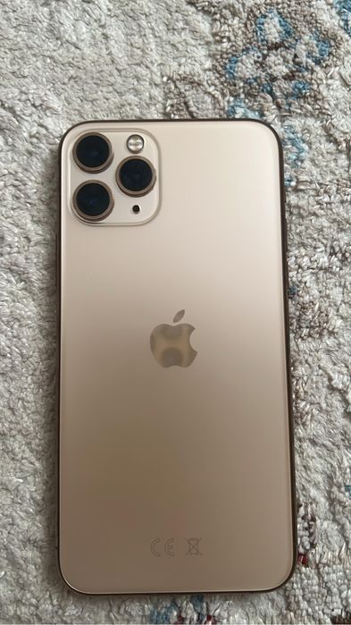 Айфон 11 в хорошем состоянии