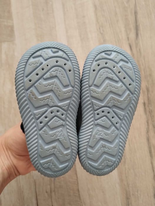 Пантофи Колев и Колев