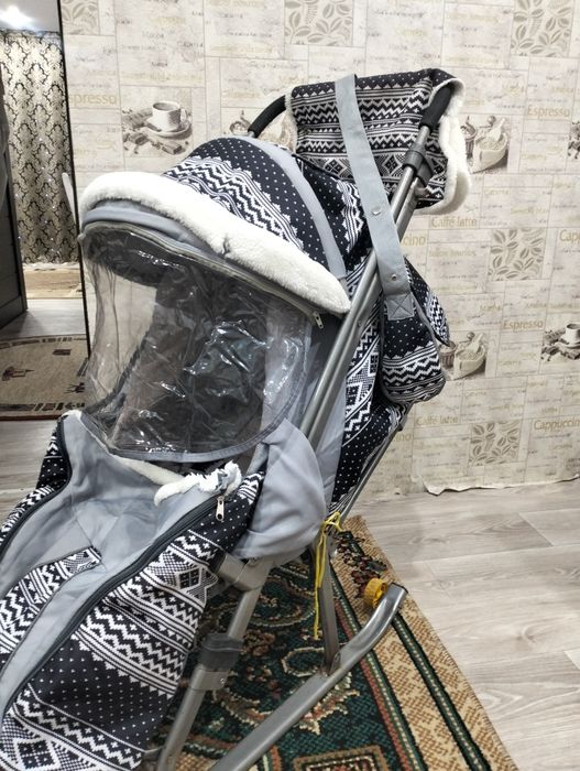 Продам детские санки теплые