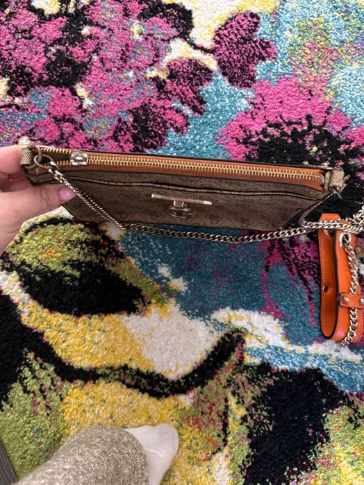 Carucior cu roti mari