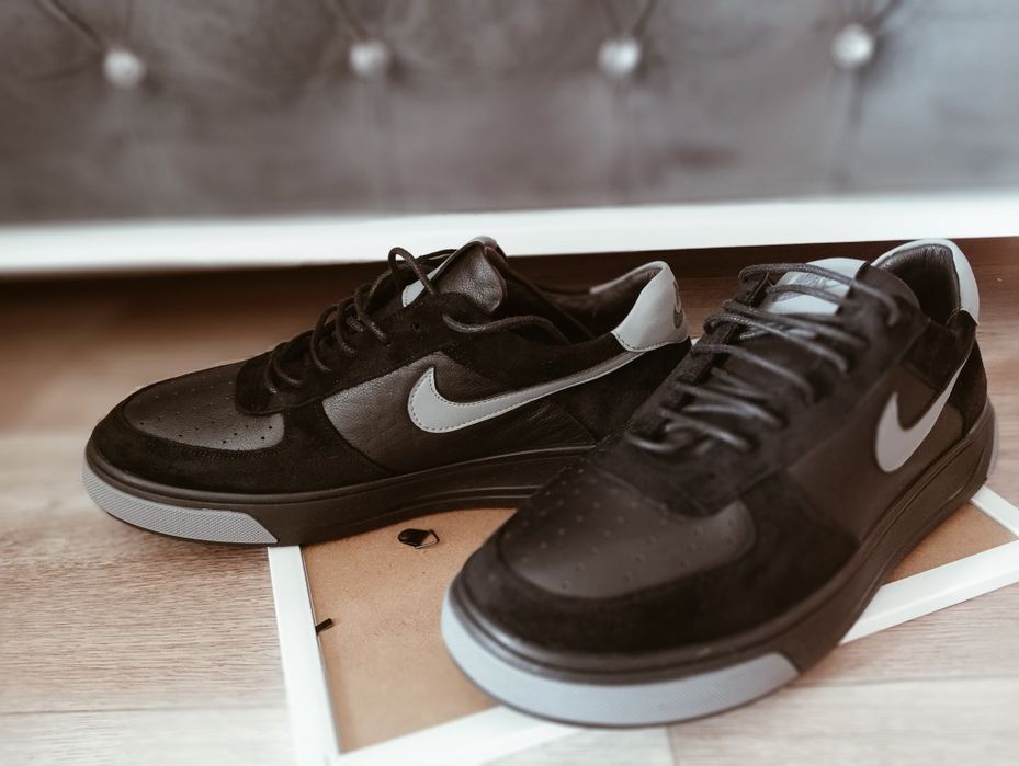 Продается кроссовки/кеды Nike