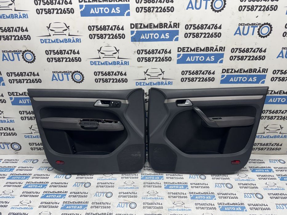 fete usi fata spate  touran