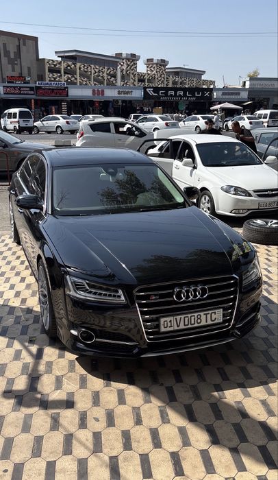 Audi A8 Long 4.0 turbo 700 лс
