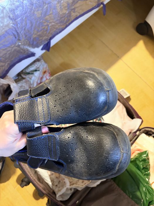 Продам рабочую обувь (СИЗ)