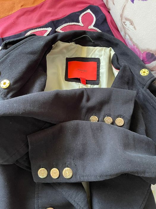 Пальто и куртка-ветровка